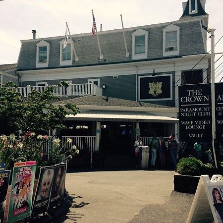 The Crown And Anchor Inn Provincetown Exterior photo