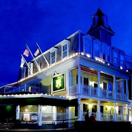 The Crown And Anchor Inn Provincetown Exterior photo